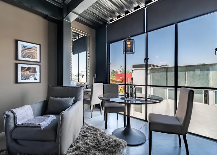 Roma 121 By Wynwood House 3*